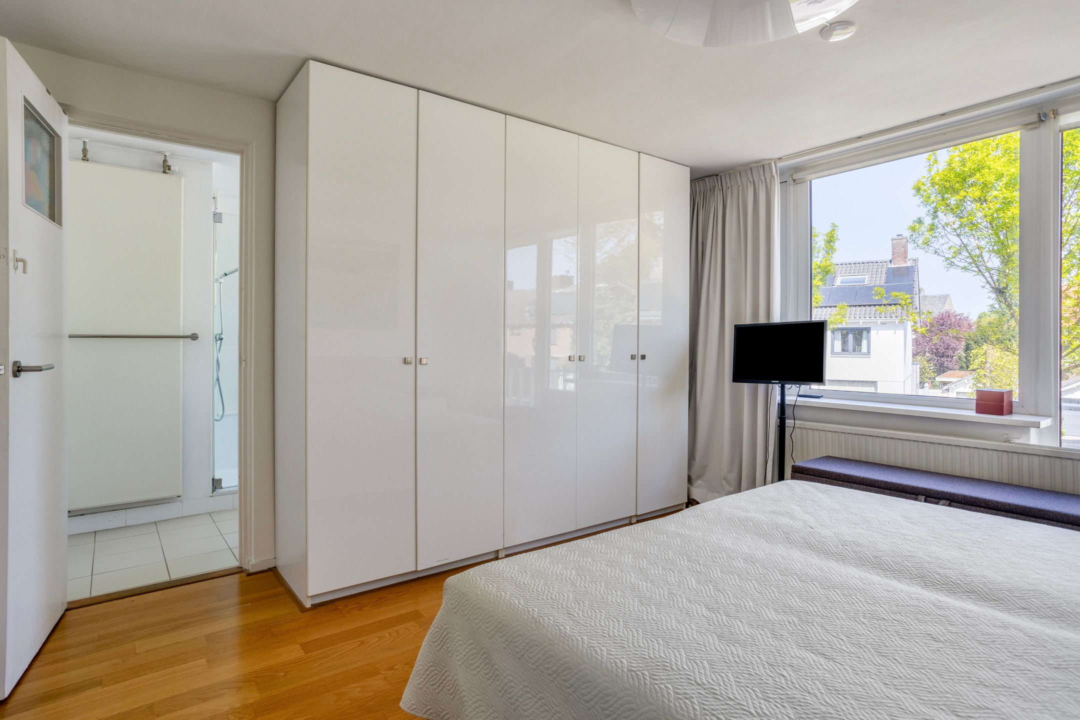 Charming Family Home in Green Jekerdal Neighborhood — 12