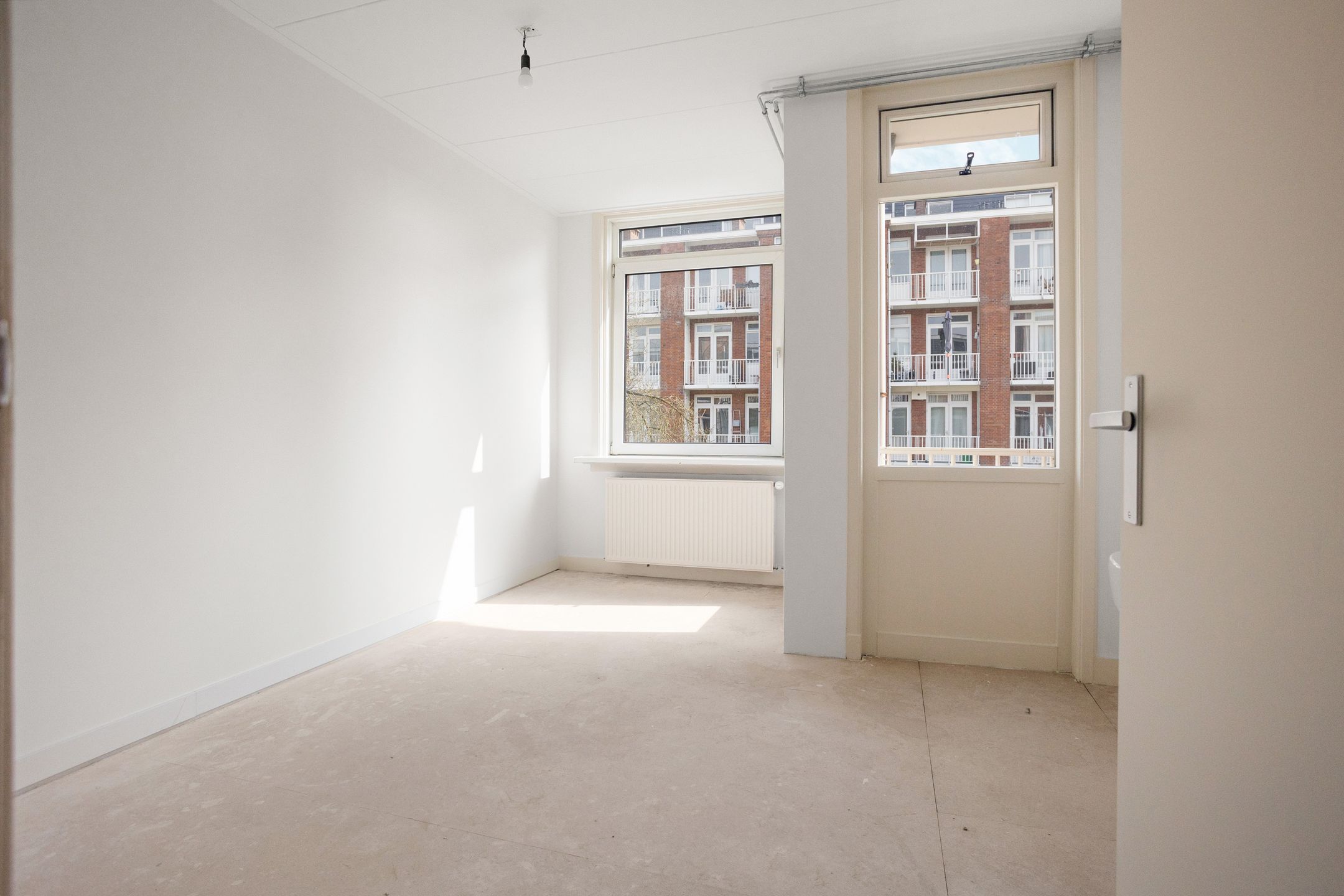 Photo 9 of Moerdijkstraat 37-1