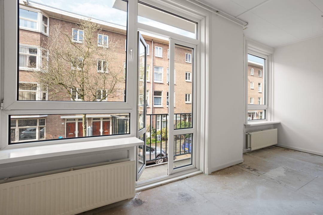 Photo 7 of Moerdijkstraat 37-1