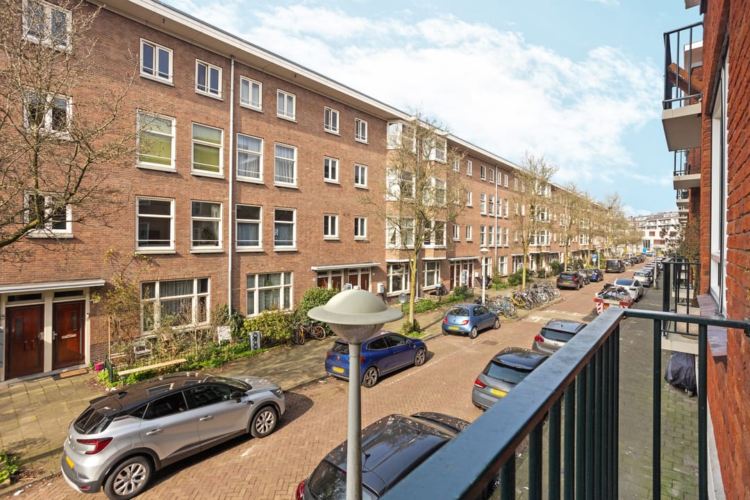 Photo 8 of Moerdijkstraat 37-1