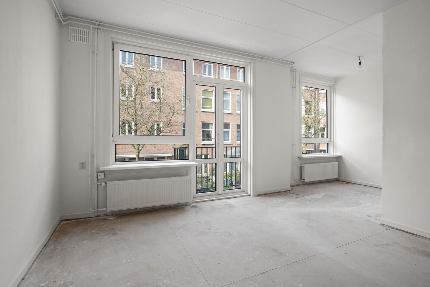 Photo 4 of Moerdijkstraat 37-1