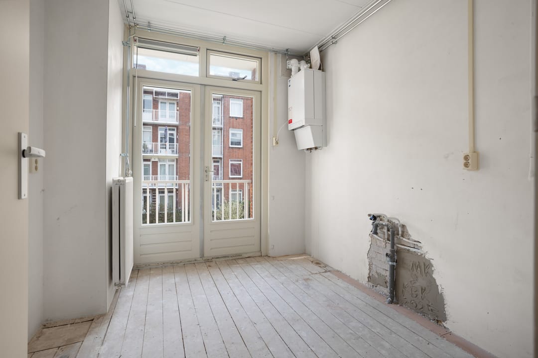 Photo 17 of Moerdijkstraat 37-1