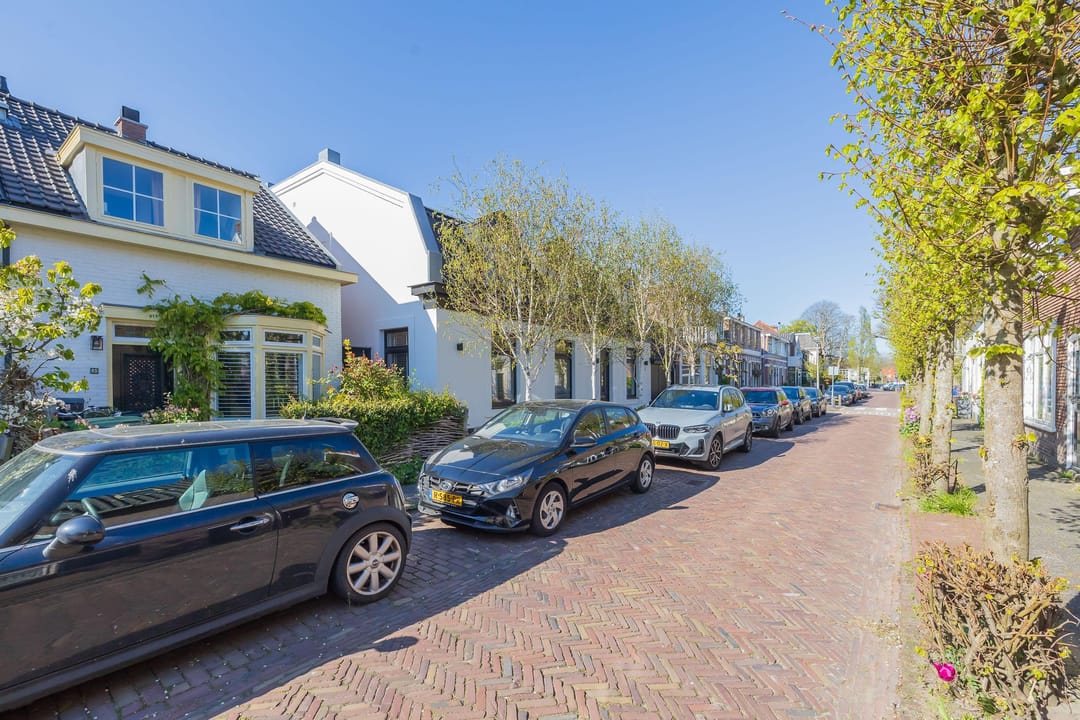 Photo 1 of Voorweg 65