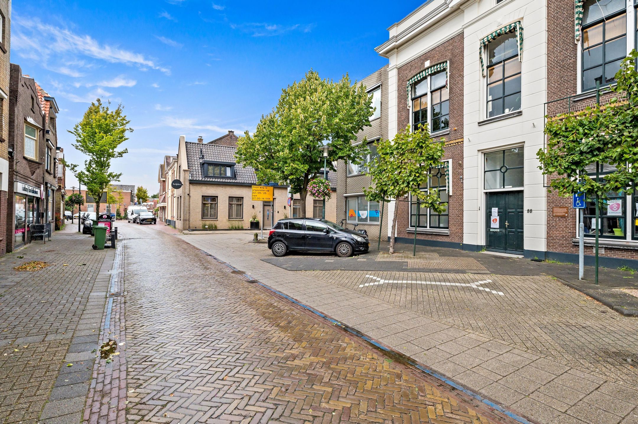 Photo 51 of Voorstraat 10-A