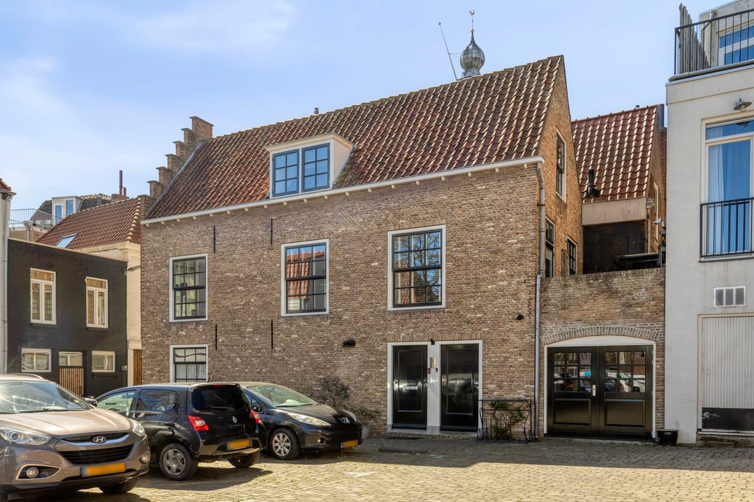 Photo 2 of Vrouwestraat 7
