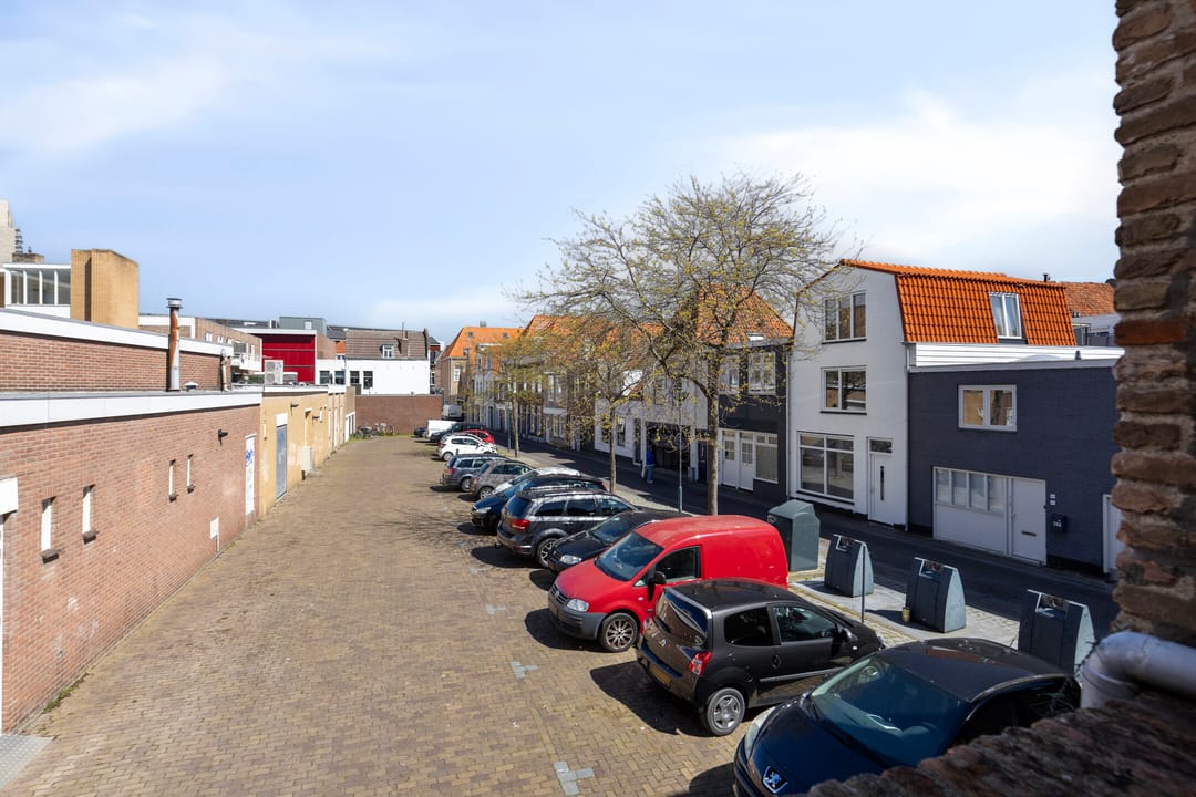 Photo 37 of Vrouwestraat 7