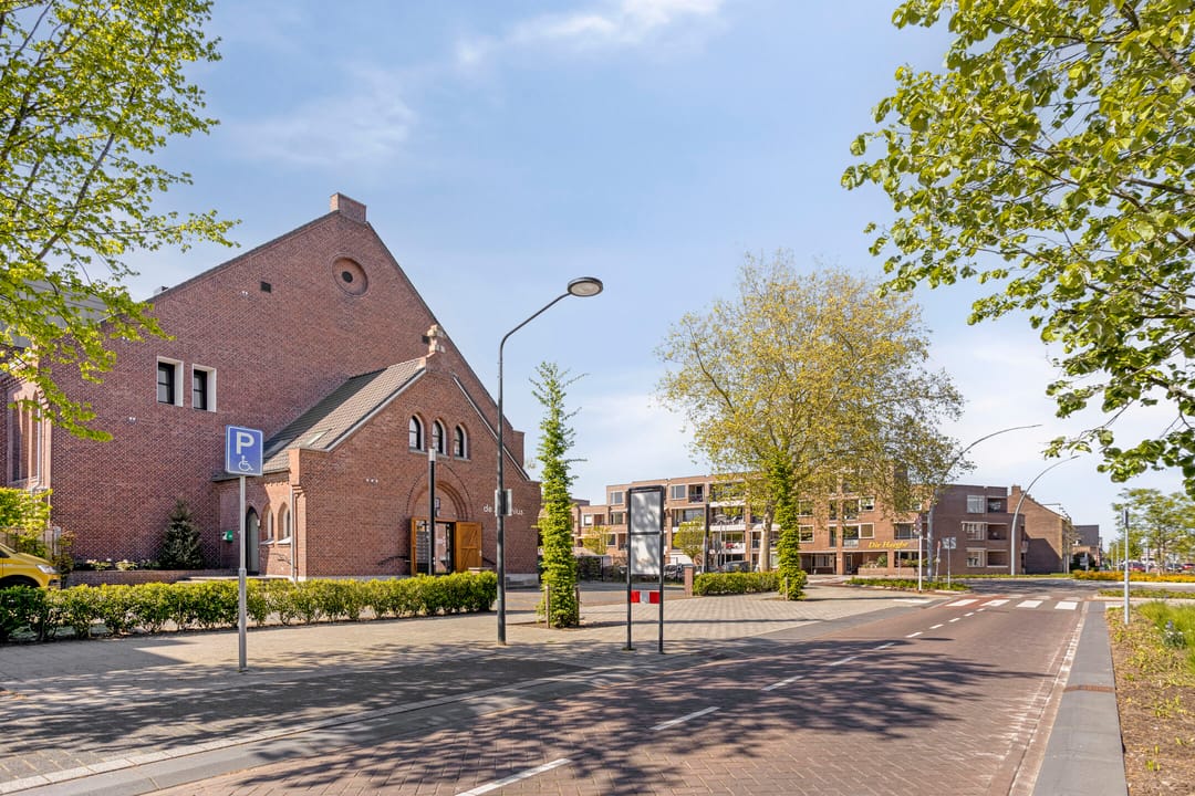 Photo 37 of Eindhovenseweg 75-A