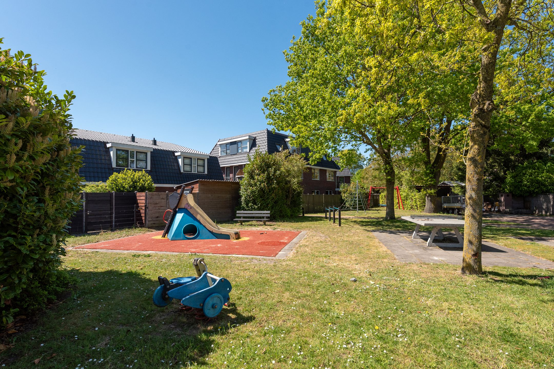 Photo 39 of Lenard Dirckslaan 10