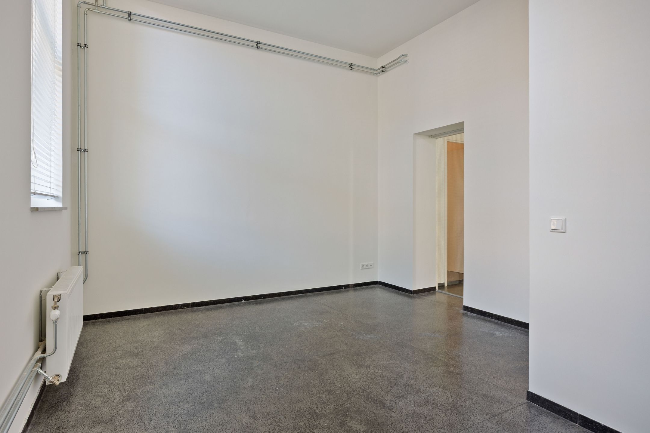 Spacious Ground Floor Apartment in Former Monastery with Private Garden — 12