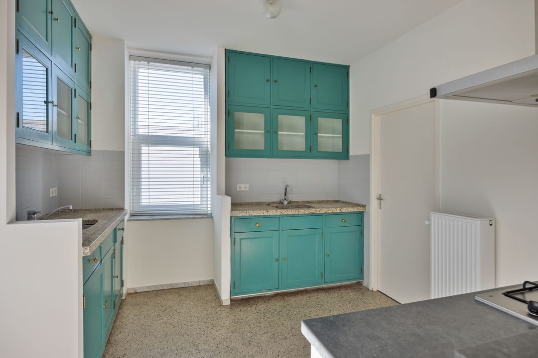 Spacious Ground Floor Apartment in Former Monastery with Private Garden — 17