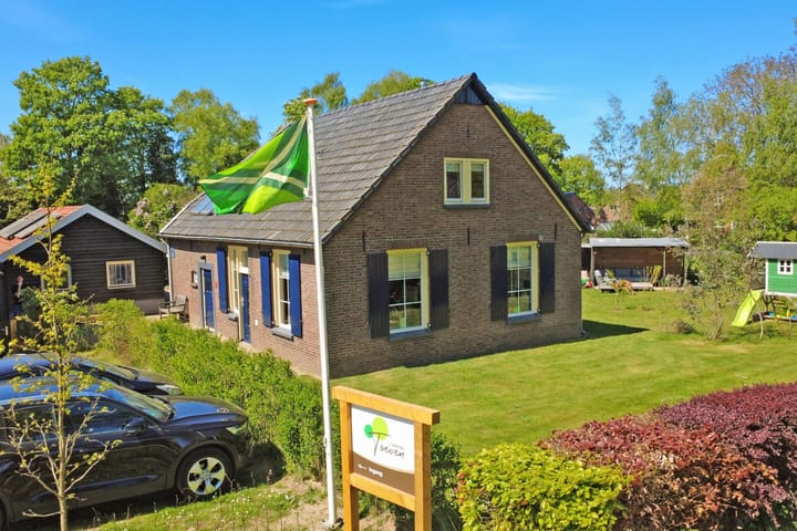 Photo 3 of Michelstraat 10
