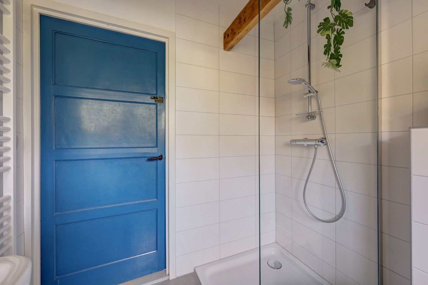 Photo 19 of Michelstraat 10