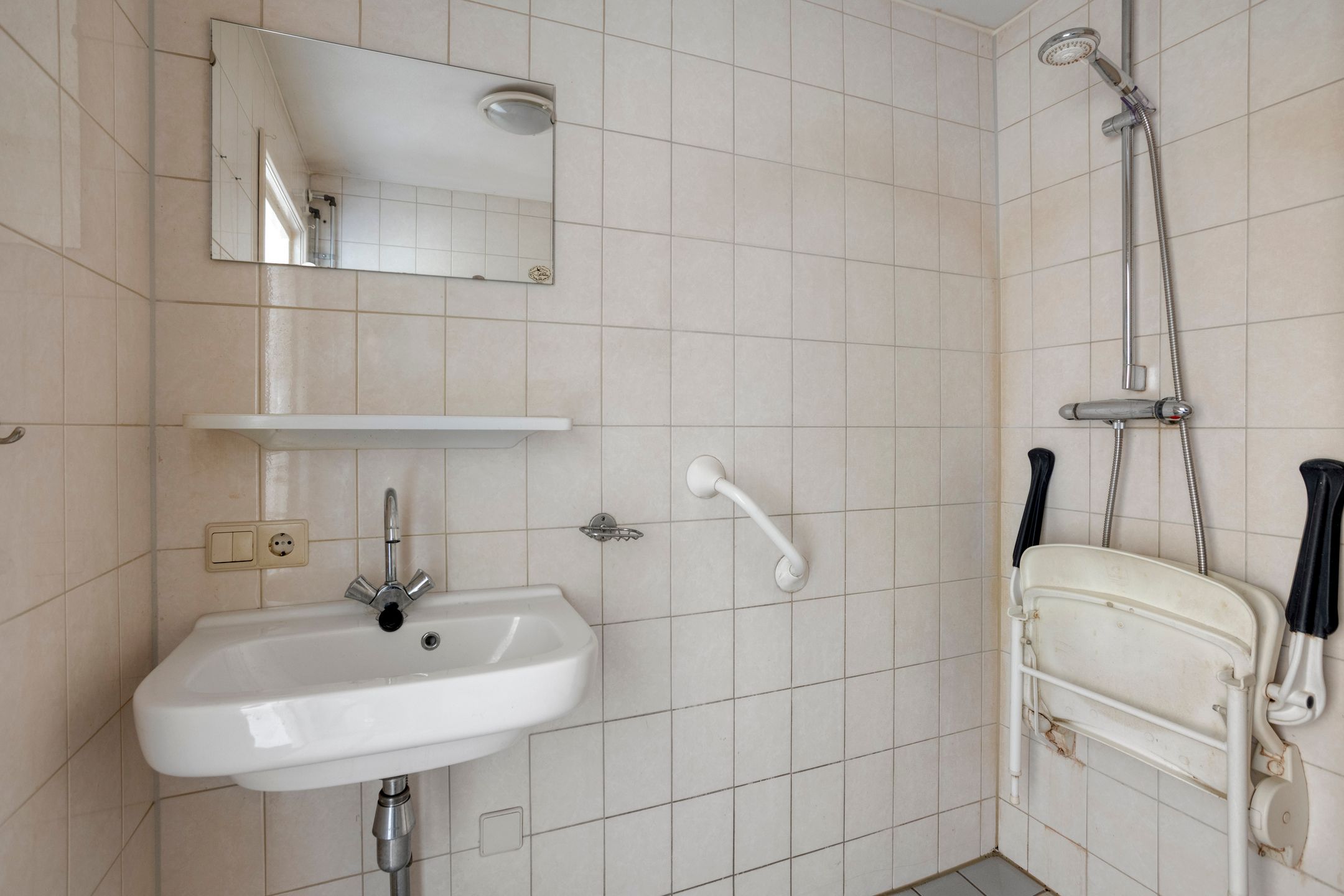 Photo 21 of Ereprijsstraat 7
