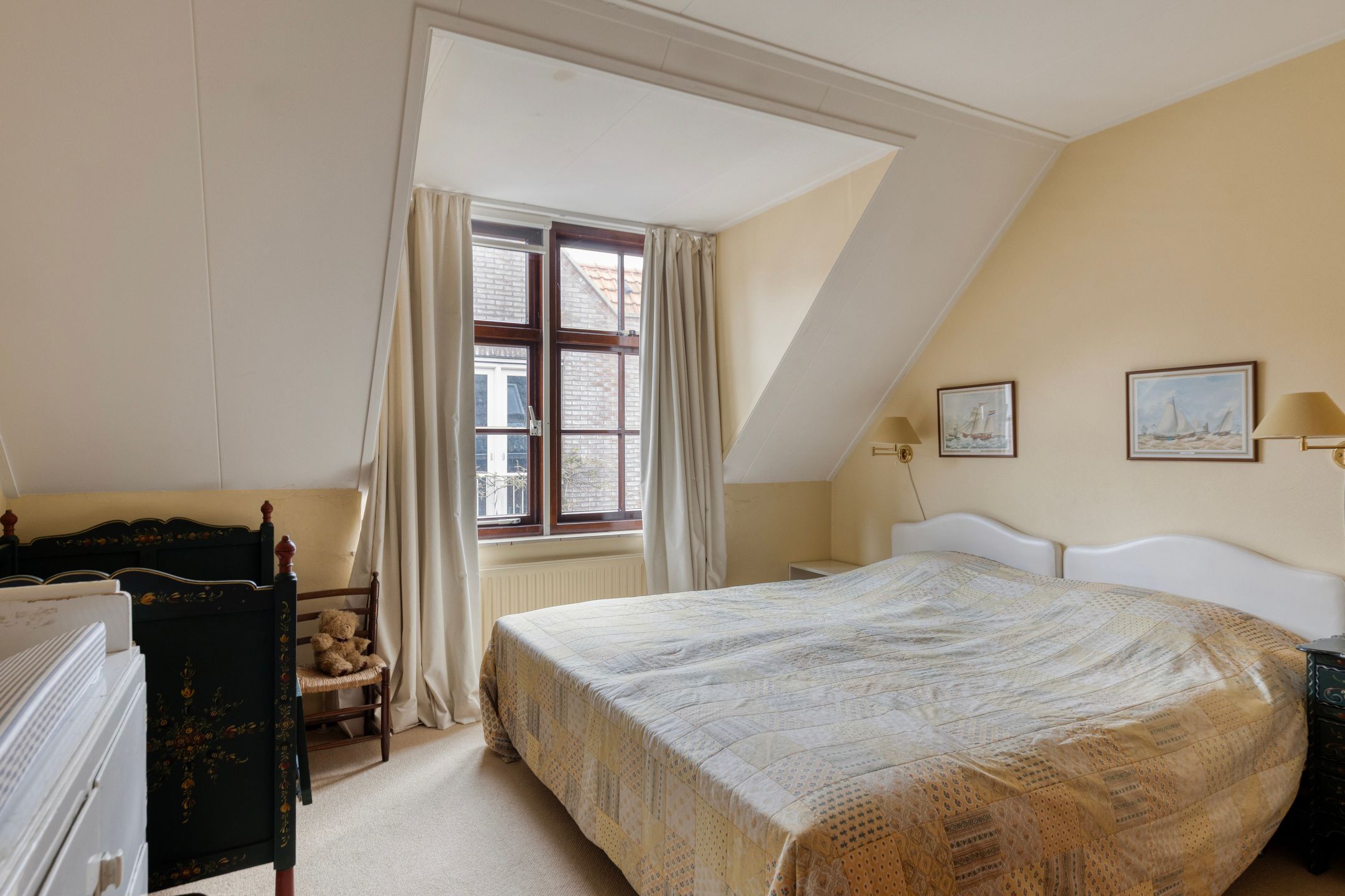 Spacious terraced house near the beach in Domburg with three living floors and southwest facing garden — 18