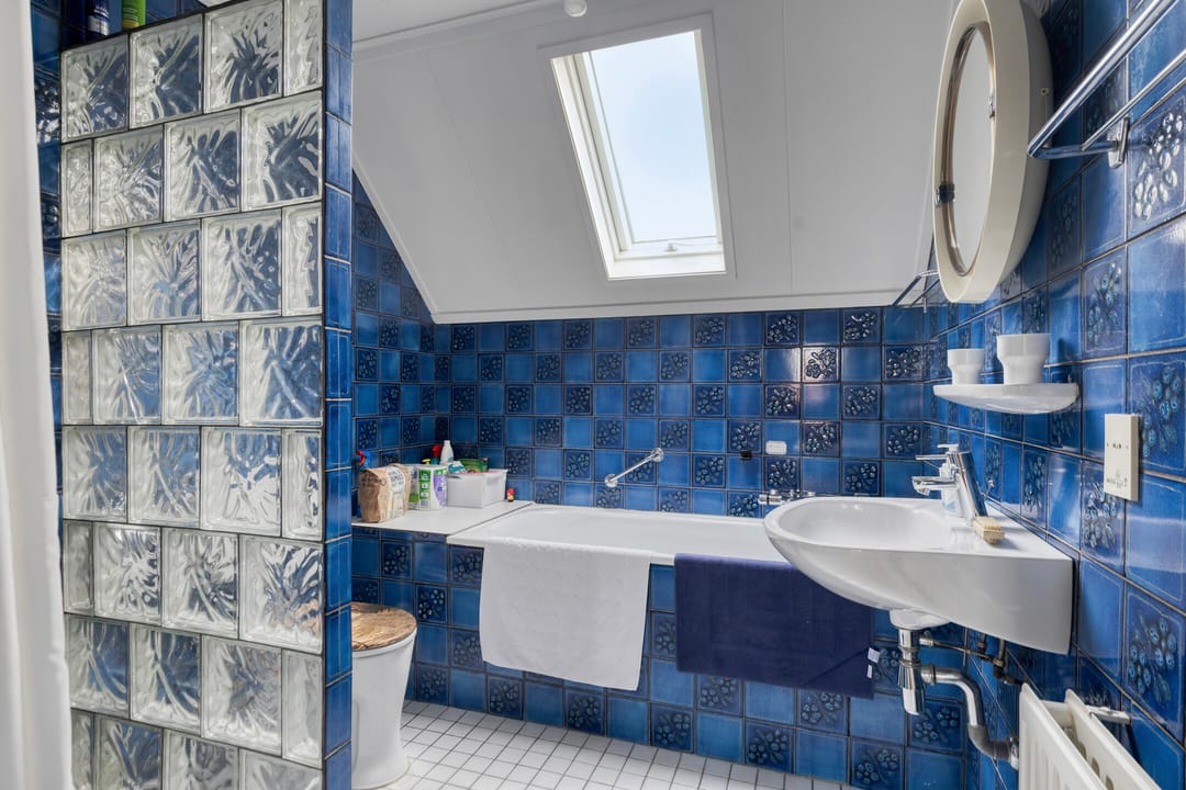 Spacious terraced house near the beach in Domburg with three living floors and southwest facing garden — 22