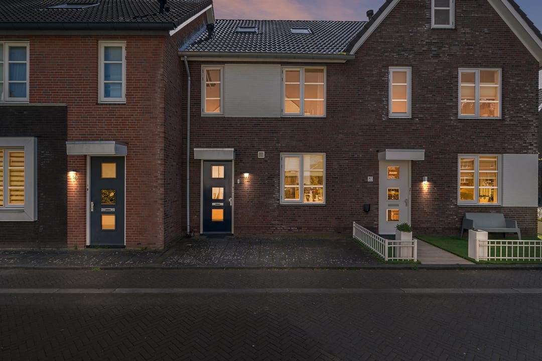 Foto 1 van Koraalzwam 8