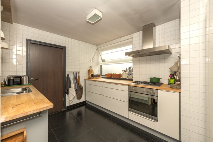 Photo 4 of Monseigneur Bekkersstraat 13