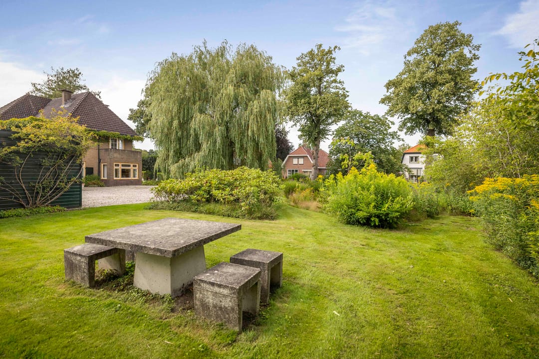 Villa Rozenhof - Characteristic 1930s Villa with Park Garden in Vorden — 53