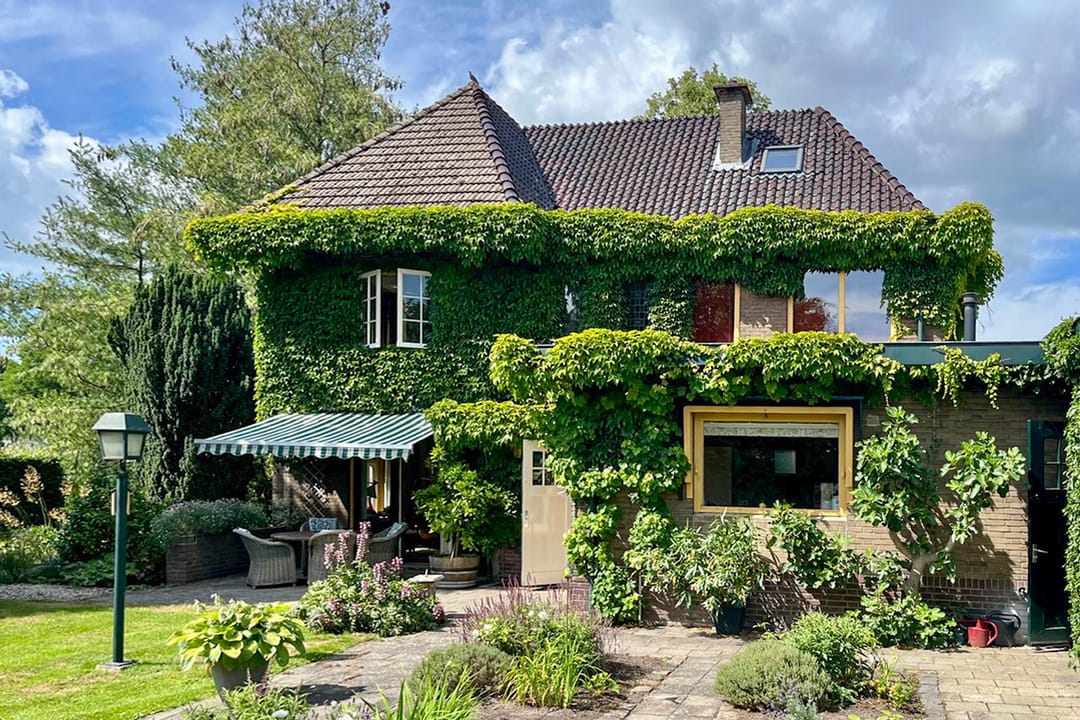 Villa Rozenhof - Characteristic 1930s Villa with Park Garden in Vorden — 37