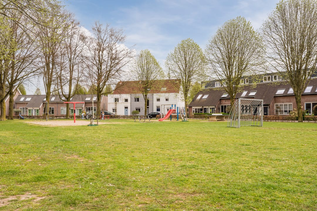 Photo 31 of Bereklauw 175