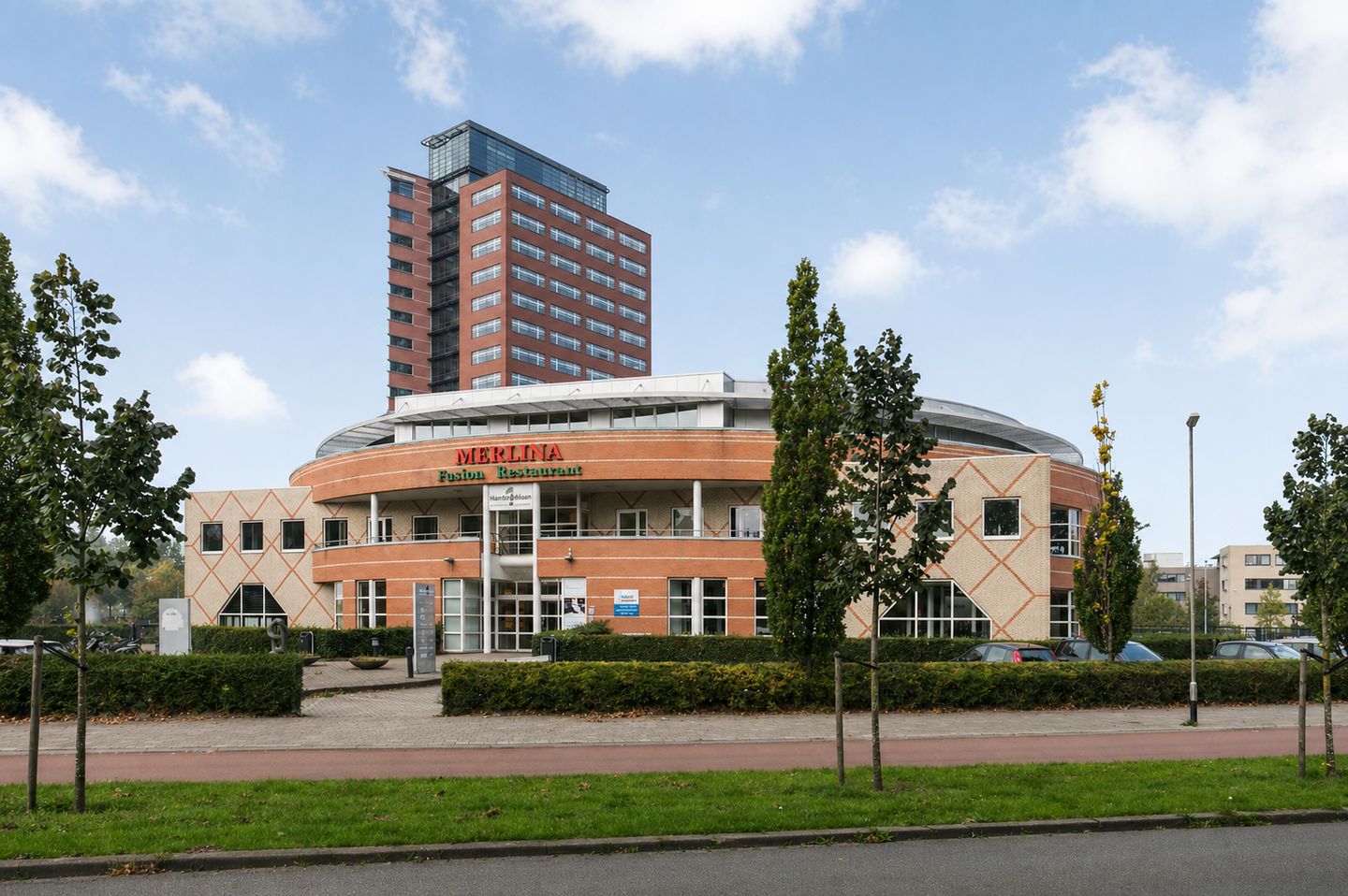 Bekijk foto 1 van Hambroeklaan 1