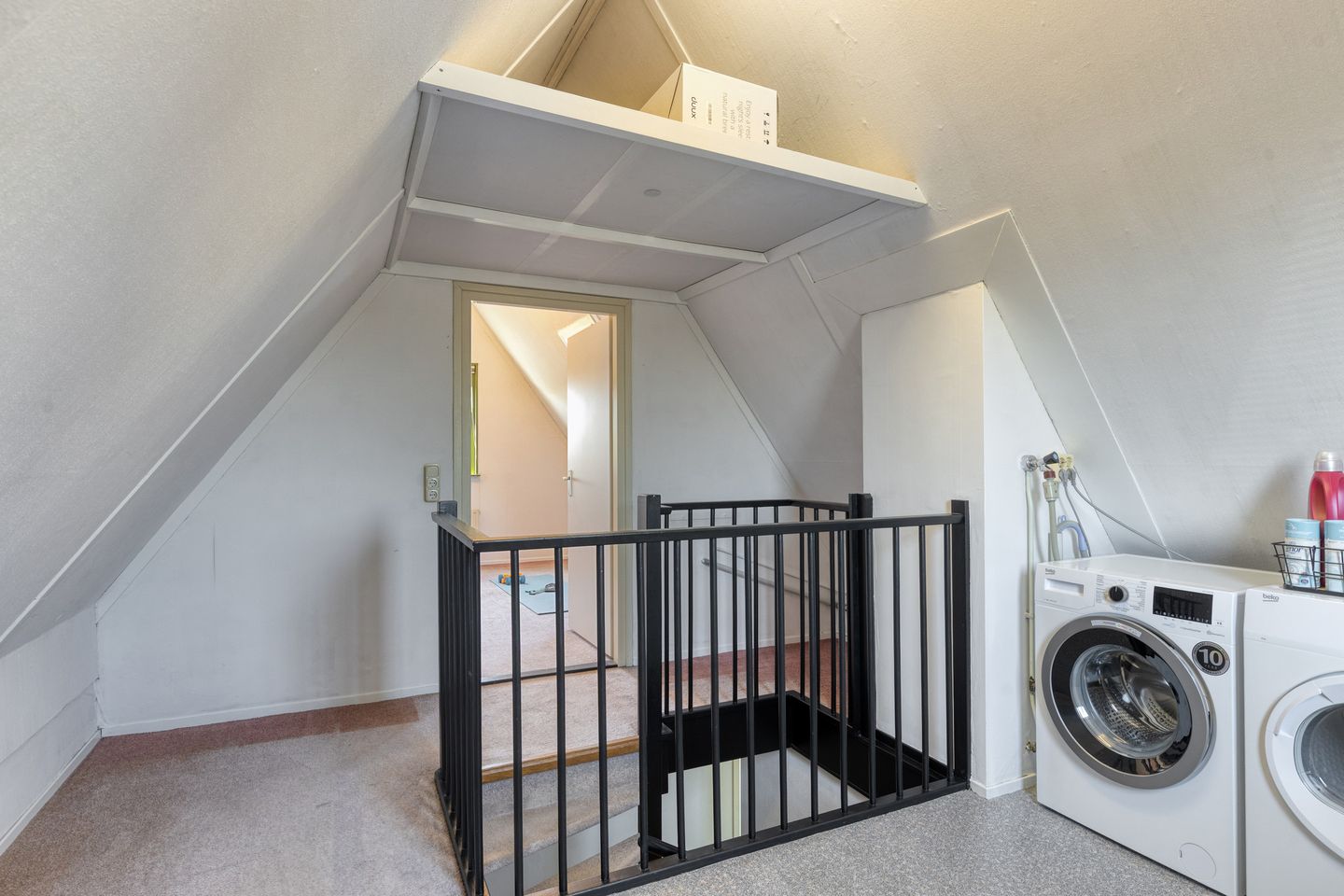 Light and Playful Apartment with Extra Floor Level and Water View — 29