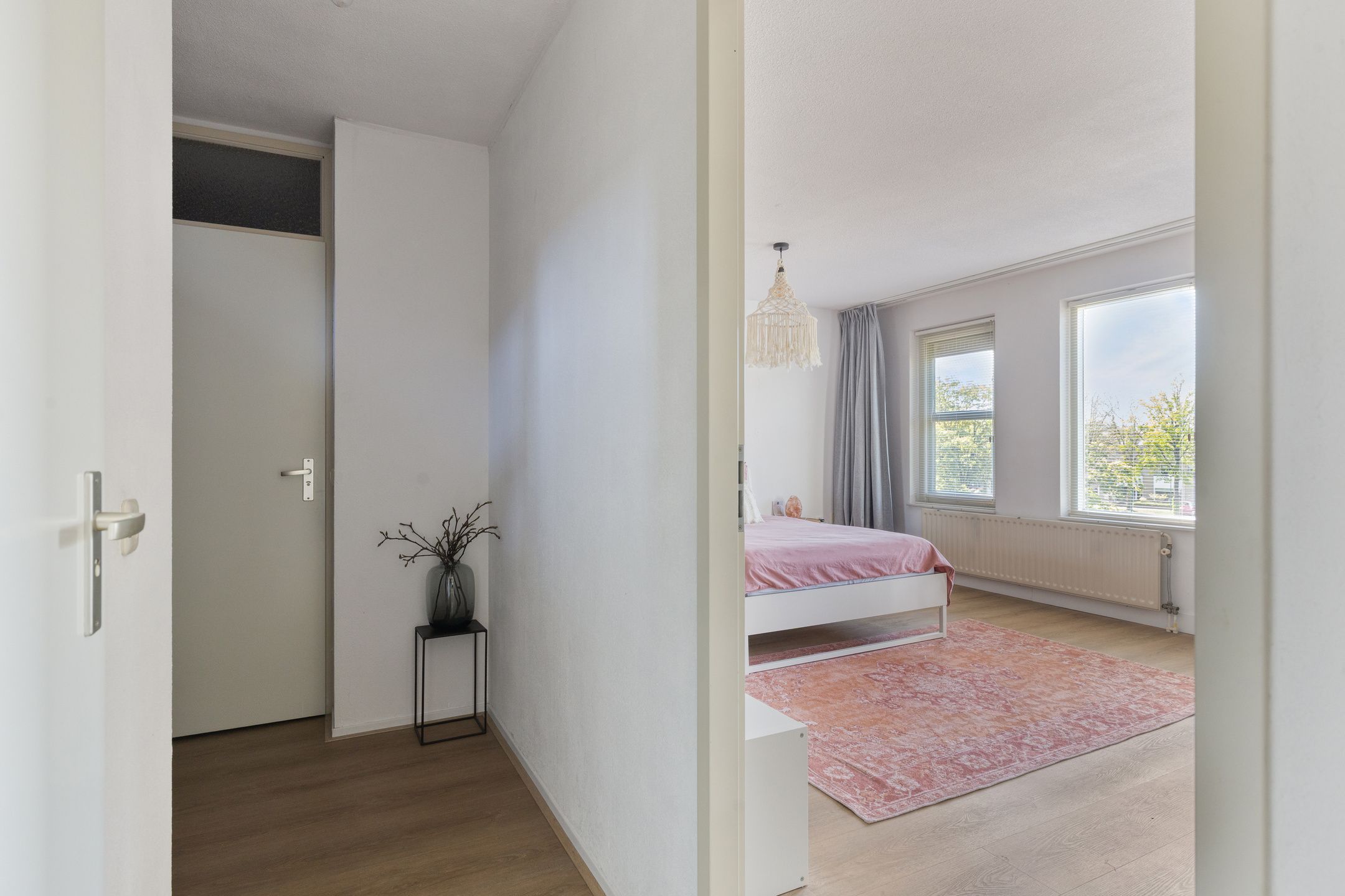 Light and Playful Apartment with Extra Floor Level and Water View — 24