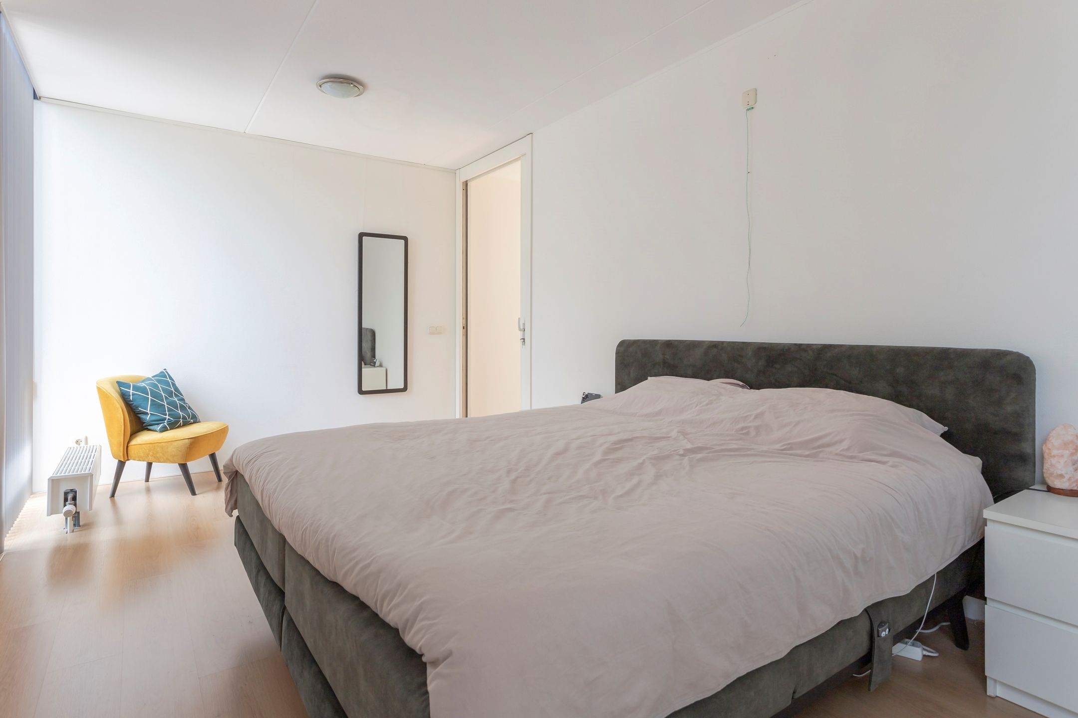 Photo 42 of Obrechtstraat 80
