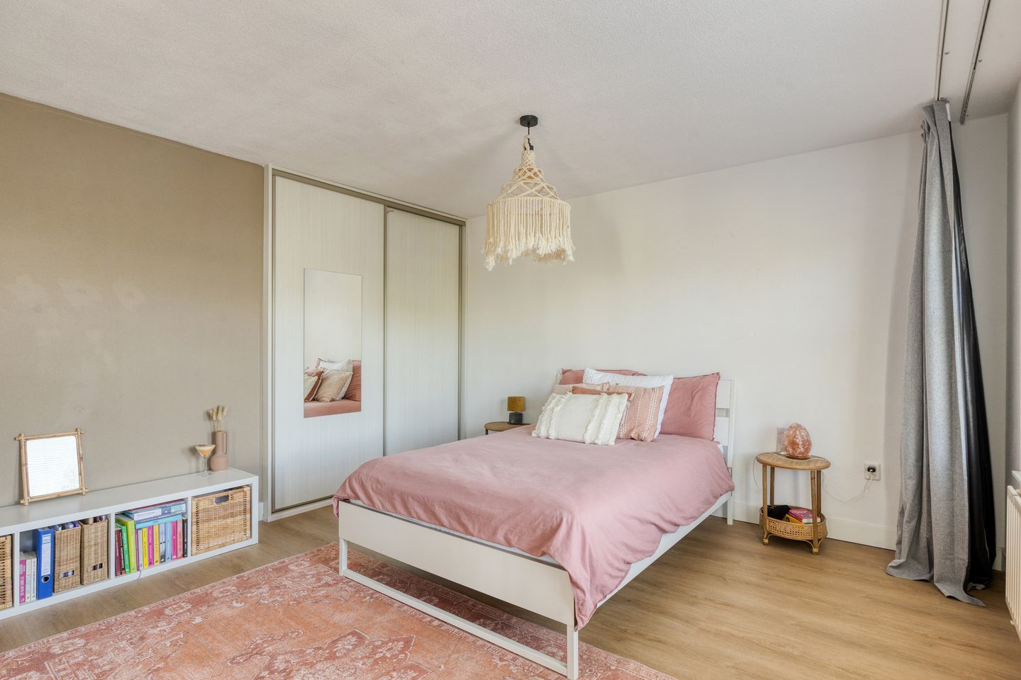 Light and Playful Apartment with Extra Floor Level and Water View — 25