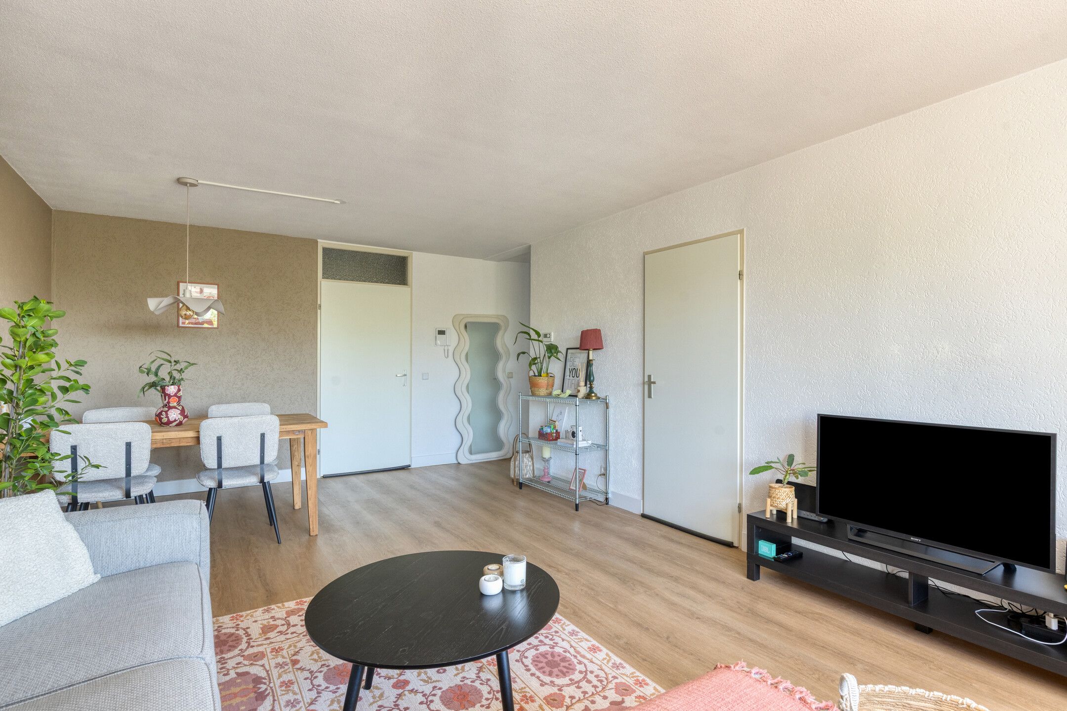 Light and Playful Apartment with Extra Floor Level and Water View — 12