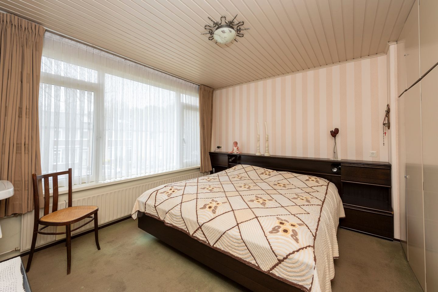 Spacious extended family home with garage and sunny southeast-facing garden in Berkel-Enschot — 19