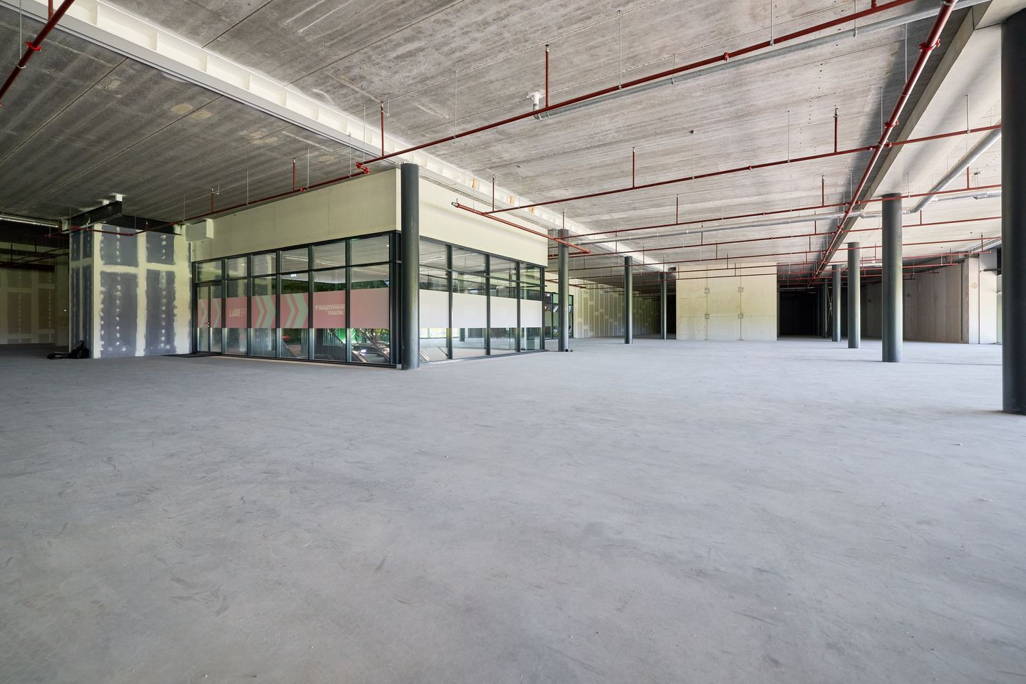 View photo 2 of Proostwetering 5-C