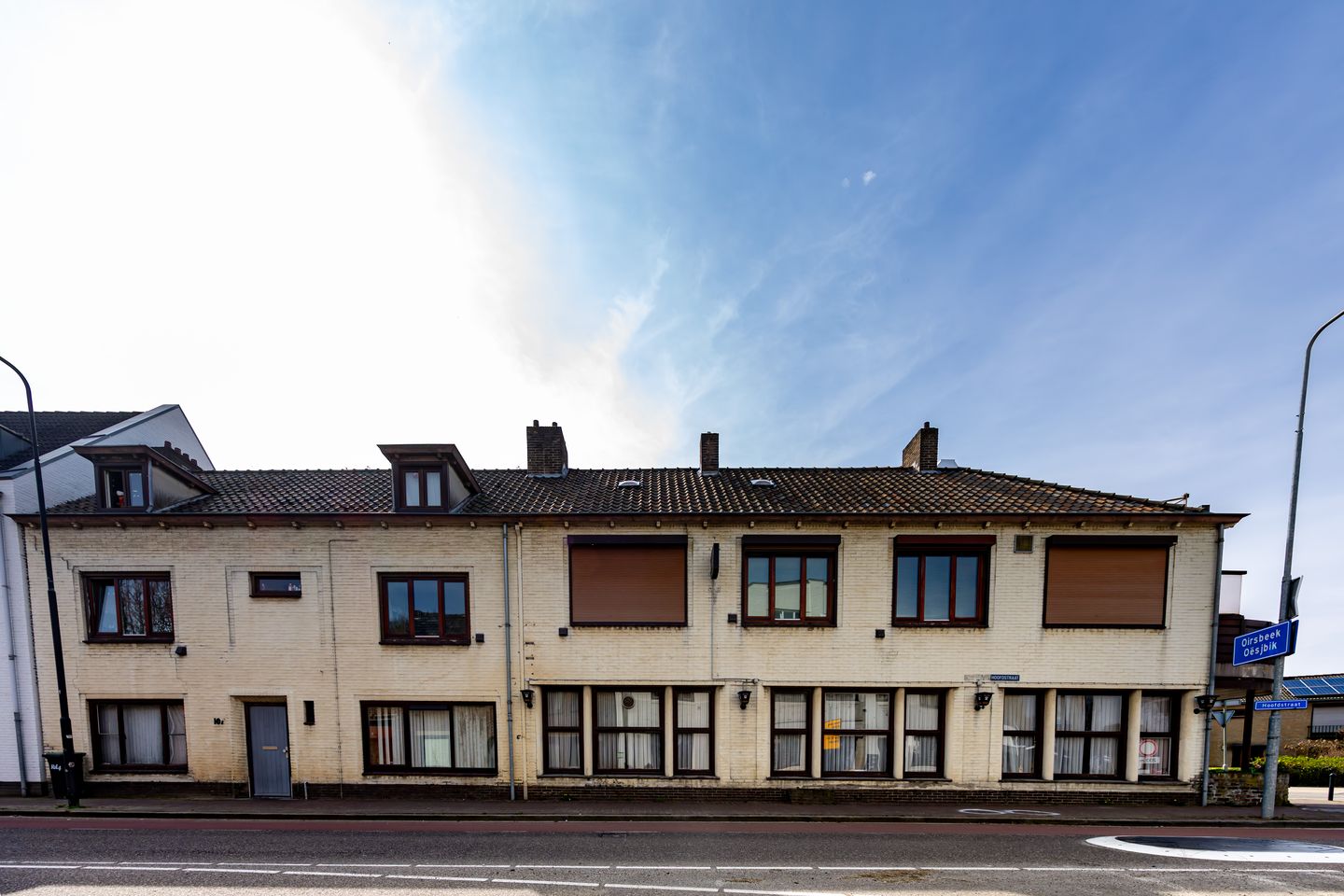 Bekijk foto 2 van Hoofdstraat 107-109