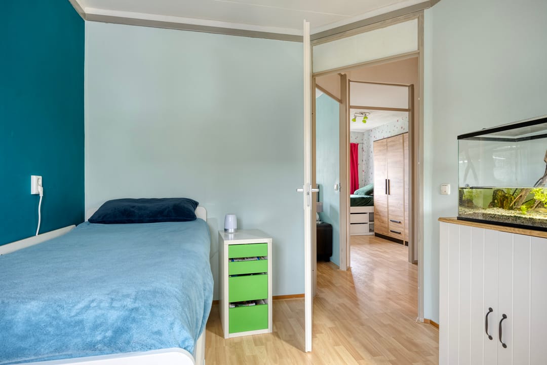 Well-Maintained Family Home with Sunny South-Facing Garden Near Westbroekplas — 30