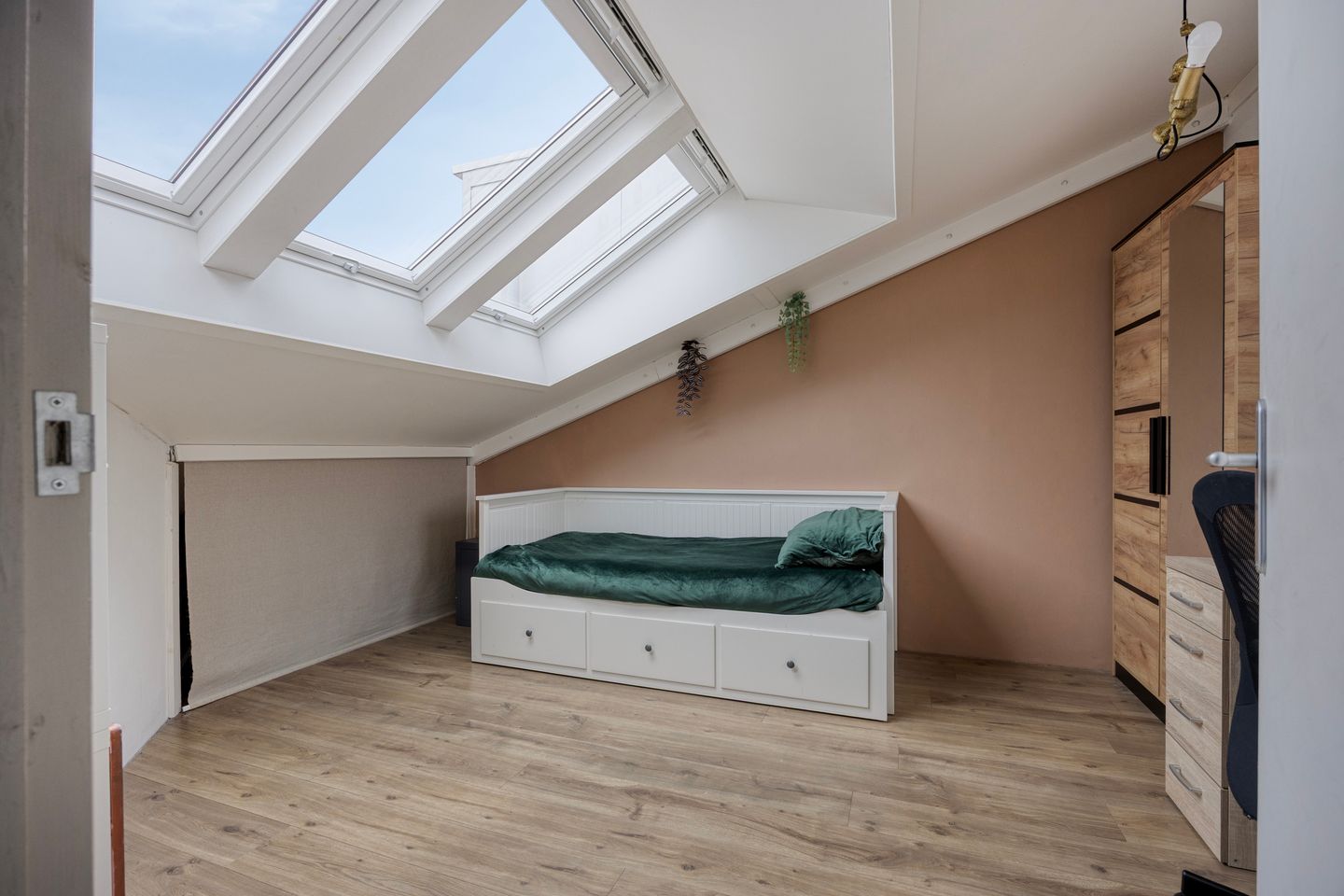 Well-Maintained Family Home with Sunny South-Facing Garden Near Westbroekplas — 34