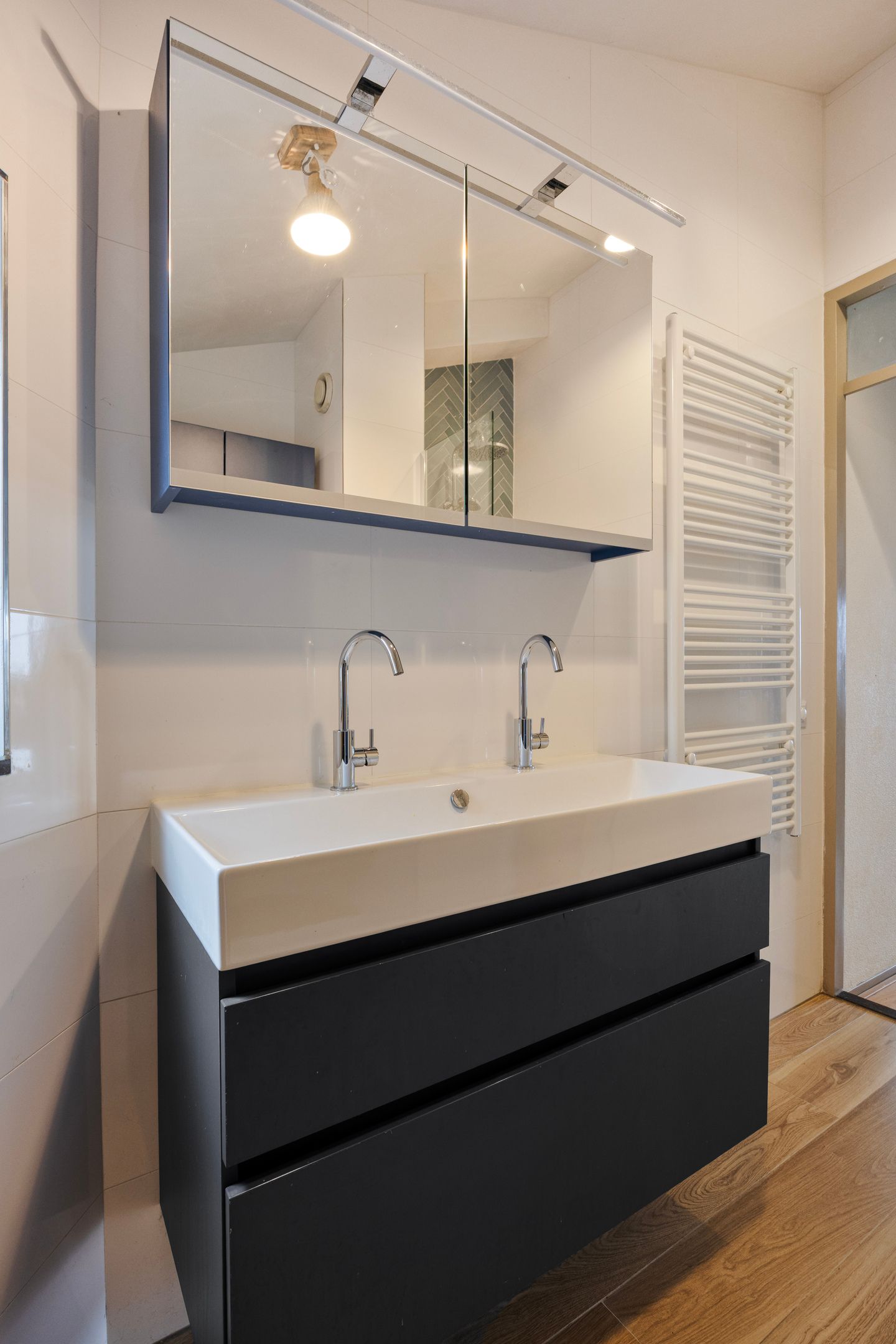 Well-Maintained Family Home with Sunny South-Facing Garden Near Westbroekplas — 28