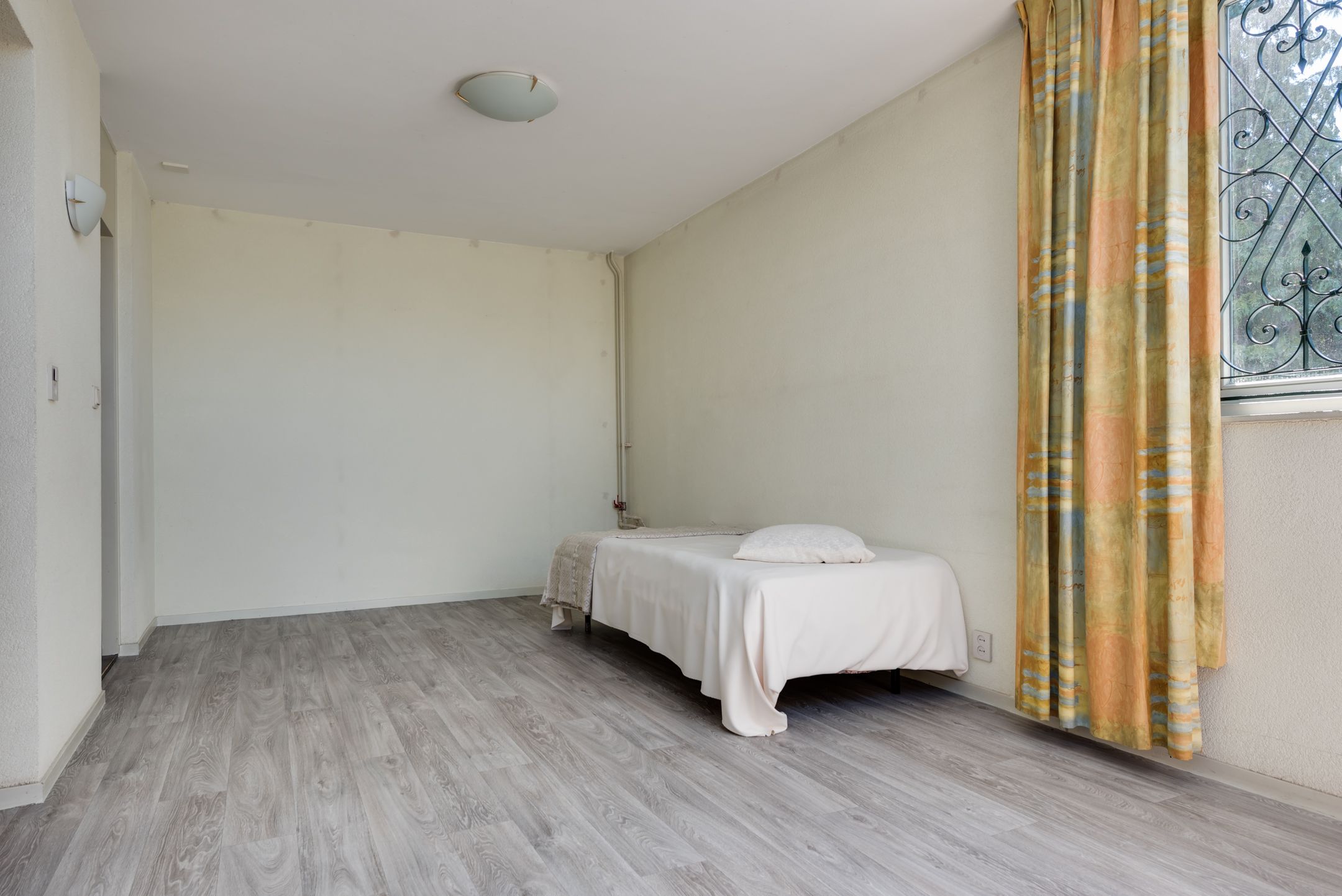 Photo 39 of Burg. van Lithstraat 20