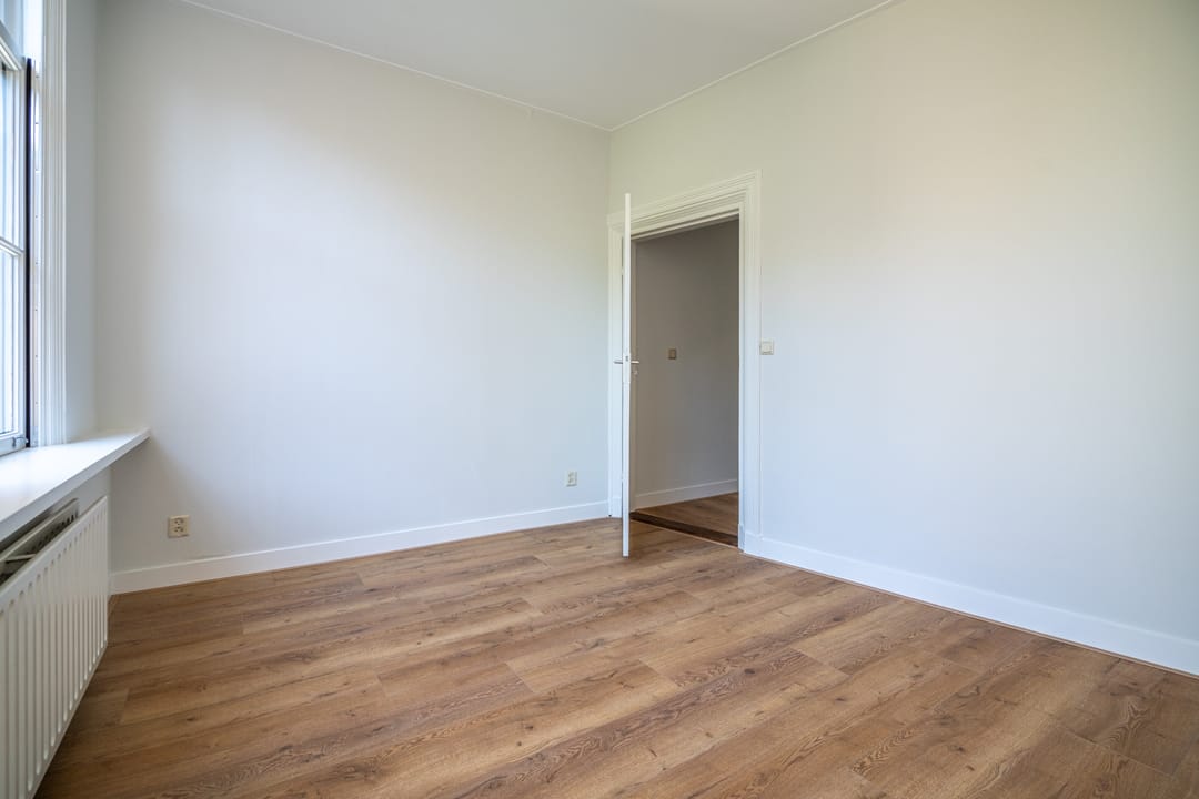 Photo 38 of Sluiskant 23