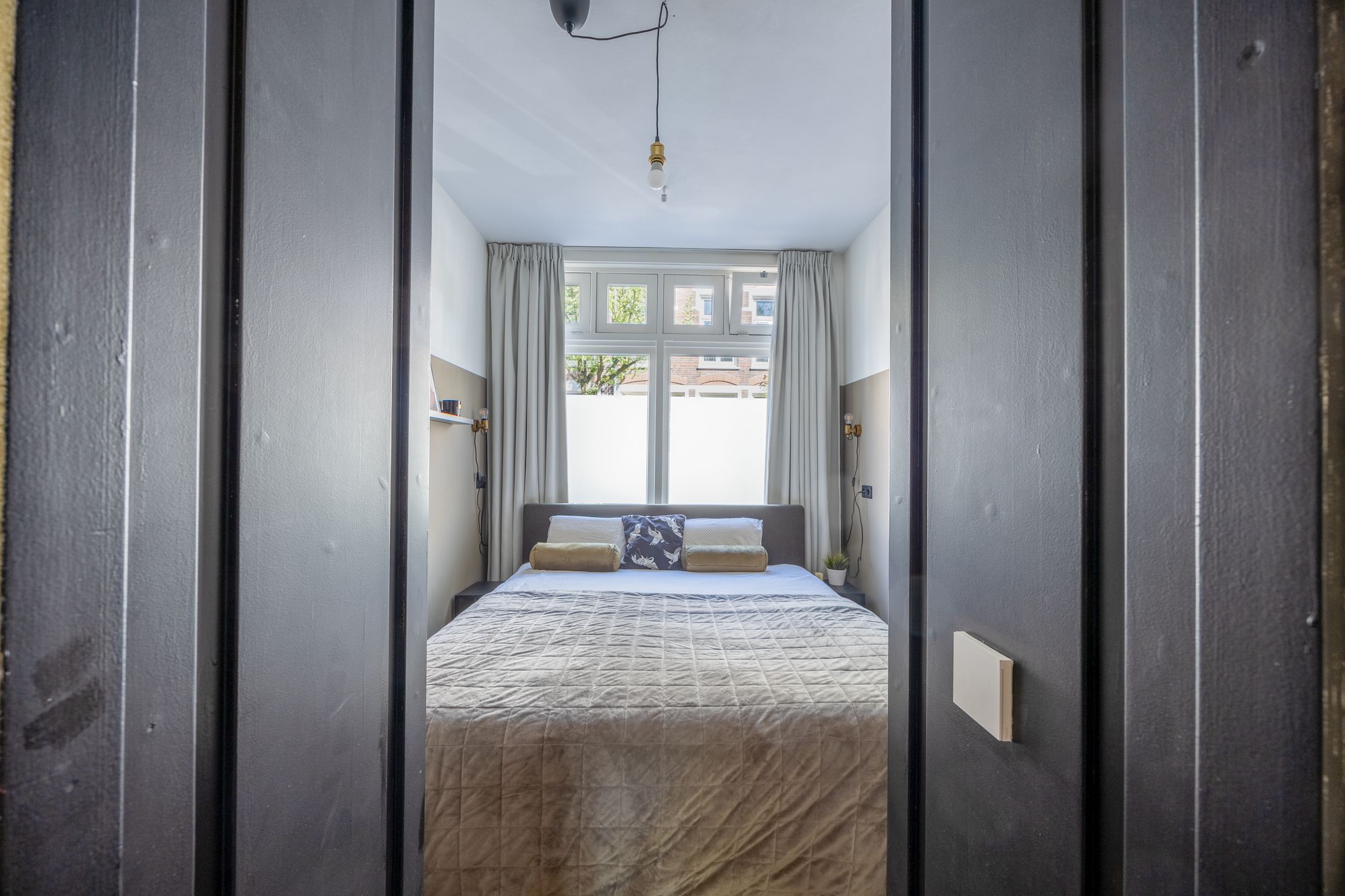 Spacious Ground Floor Apartment with Sunny Garden and Rooftop Terrace in Nijmegen-Oost — 18