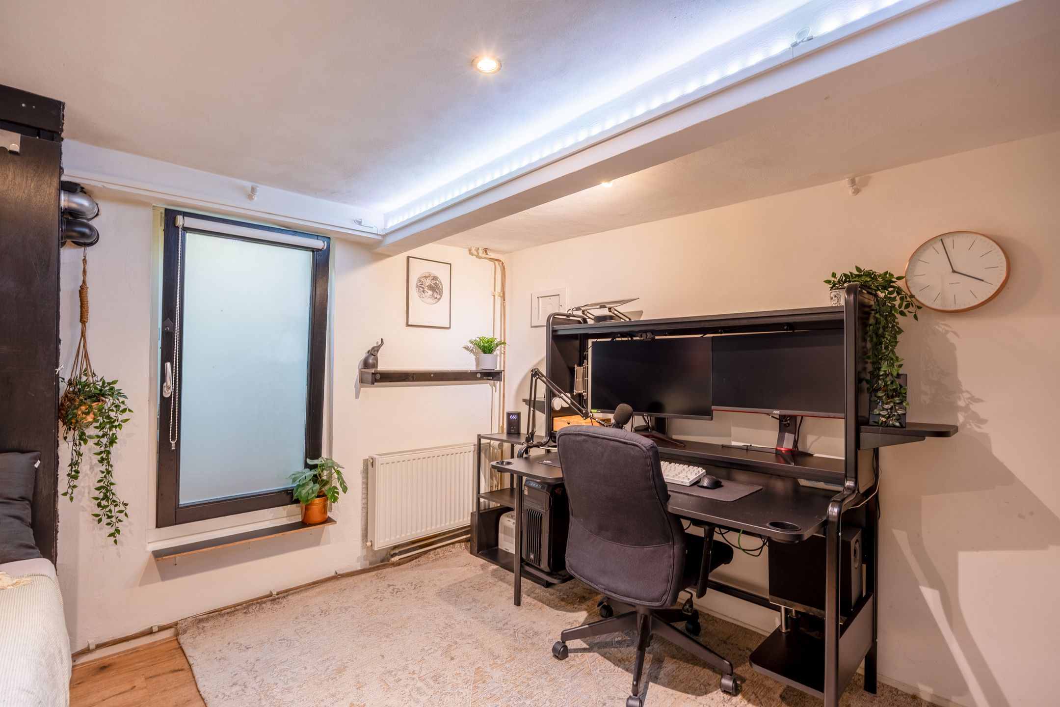 Spacious Ground Floor Apartment with Sunny Garden and Rooftop Terrace in Nijmegen-Oost — 27