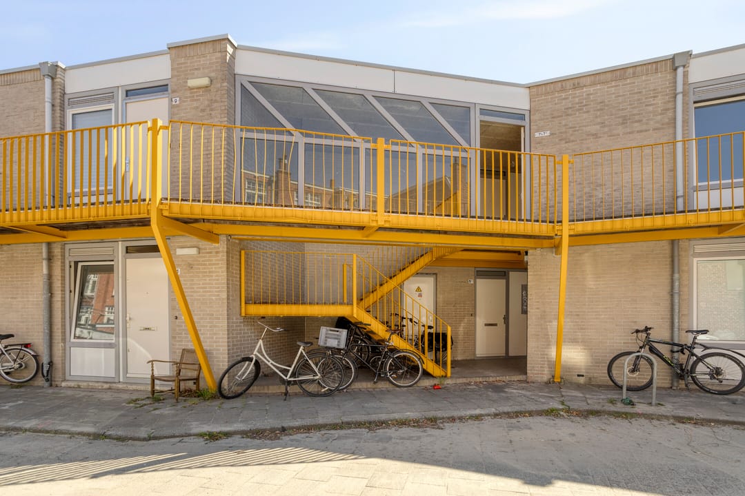 Compact studio with balcony near Groningen center — 36