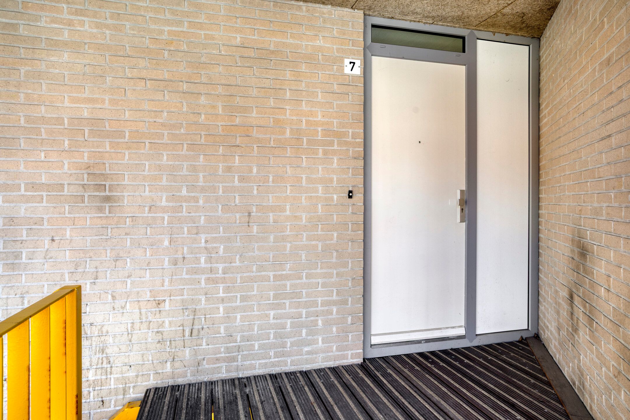 Compact studio with balcony near Groningen center — 38