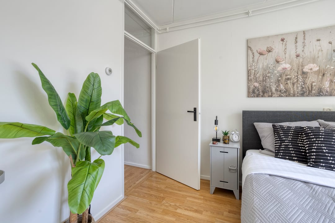 Compact studio with balcony near Groningen center — 22