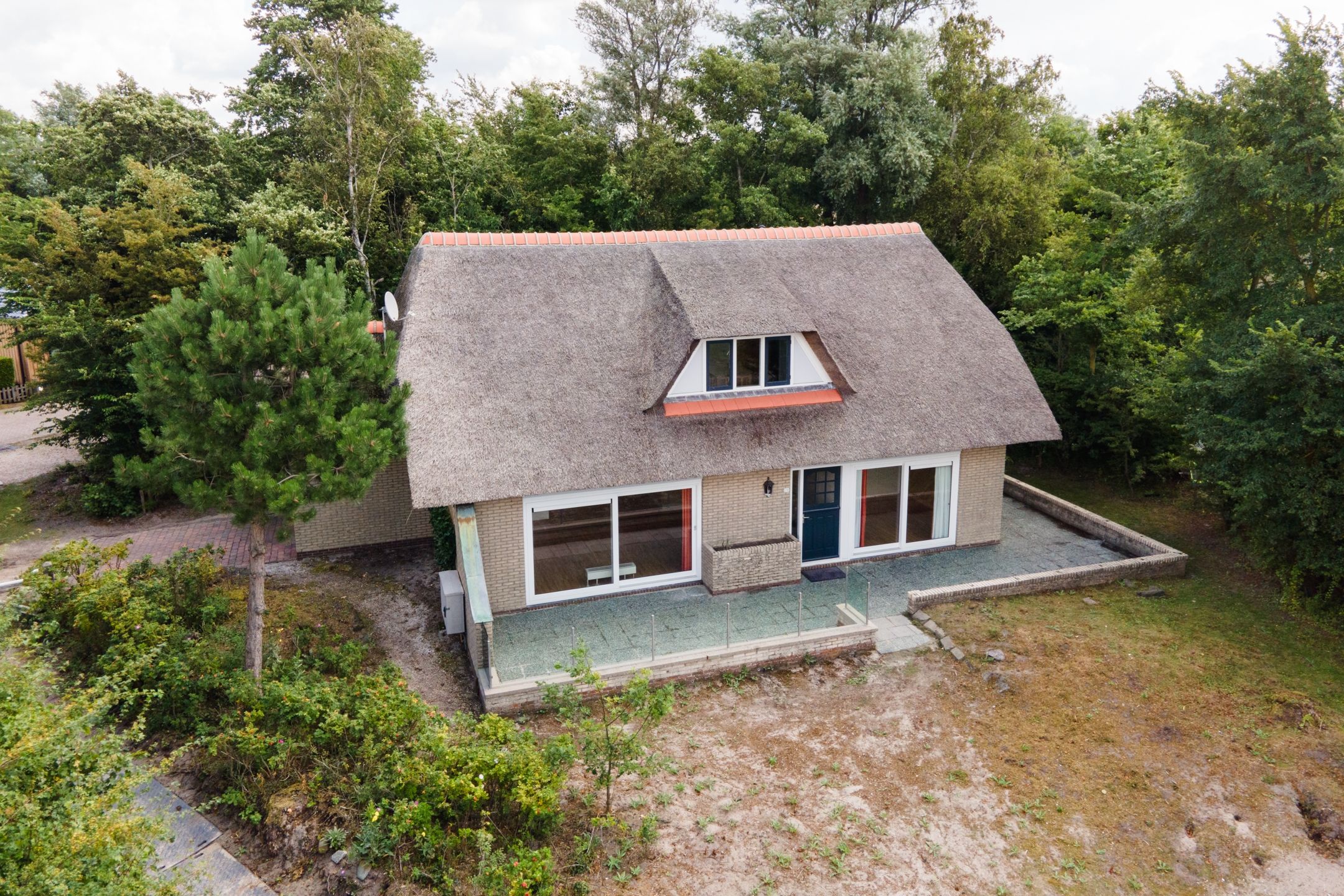 4-bedroom freehold villa in Makkum — photo 5 of 5