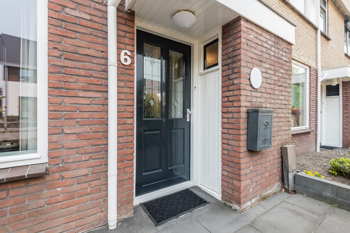 Photo 4 of Hélène Swarthstraat 6