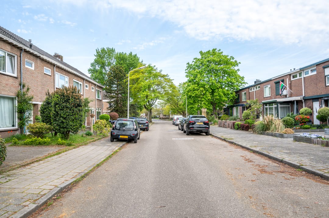 Foto 38 van Planetenstraat 55