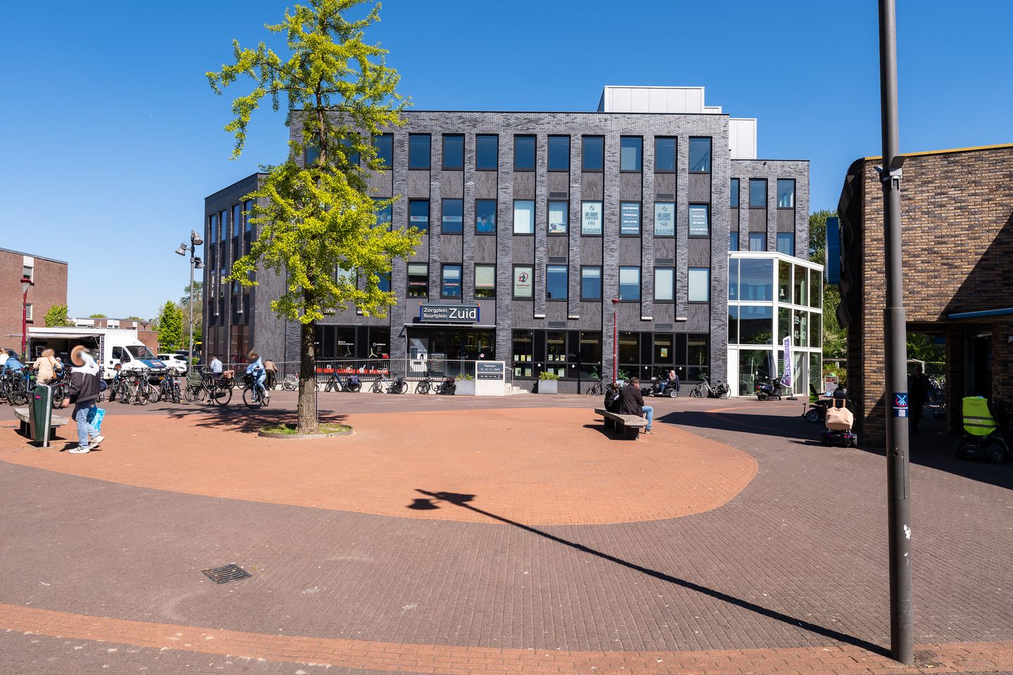 View photo 4 of Winkelcentrum Hoogzandveld 38