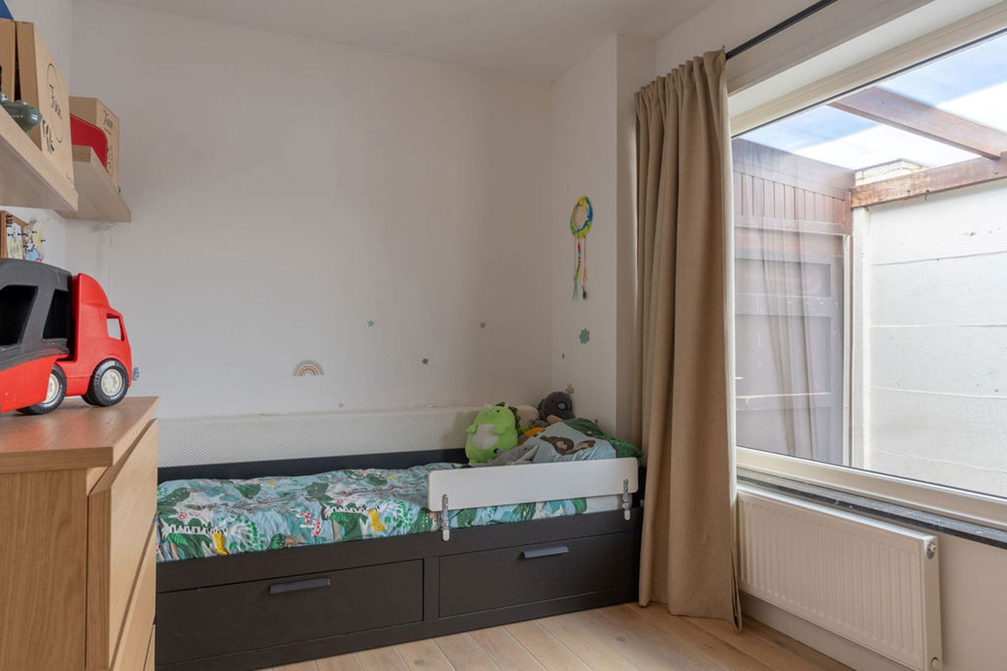 Renovated Bungalow with Three Bedrooms and Garden in Oud-Turnhout — 20