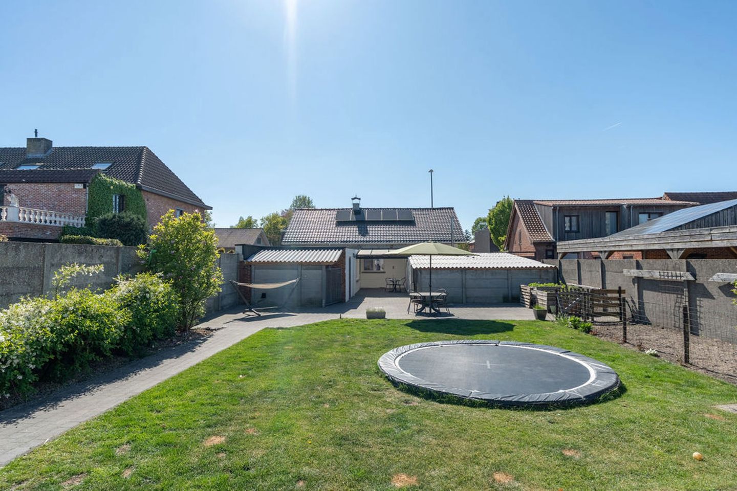Renovated Bungalow with Three Bedrooms and Garden in Oud-Turnhout — 29