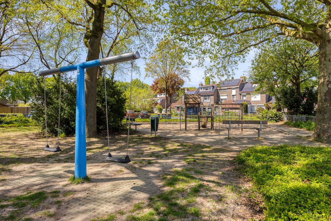 Well-maintained corner house with 4 bedrooms in Beuningen — 37